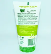 Simple Moisturising Facial Wash 150 ml 